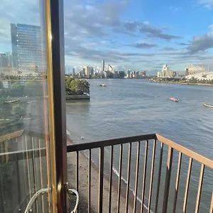 Apartment Modern Duplex With Great Views Of The River Thames, London